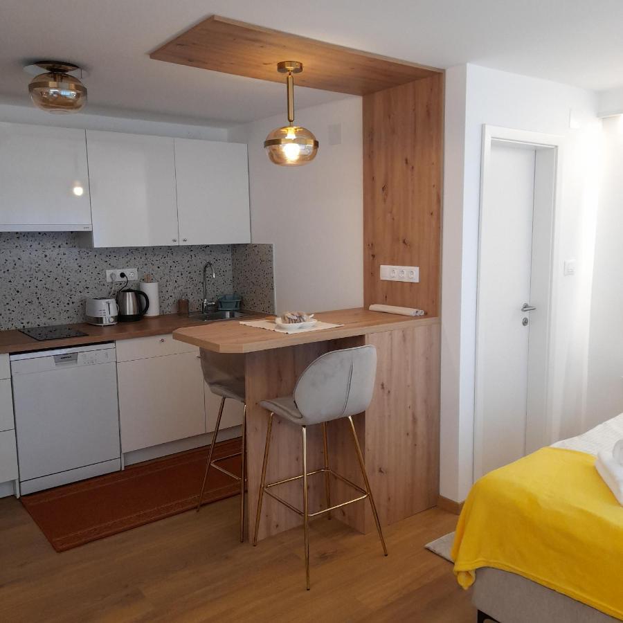 Studio Apartman Four Pearls Karlovac Exteriér fotografie