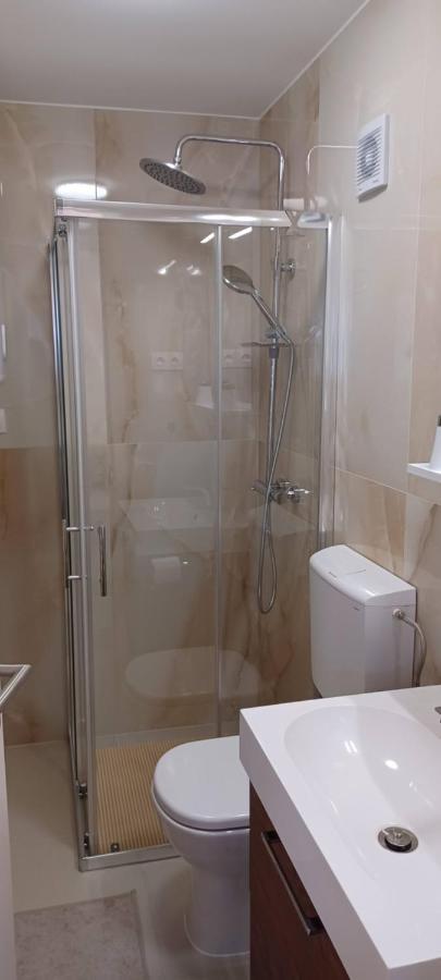 Studio Apartman Four Pearls Karlovac Exteriér fotografie